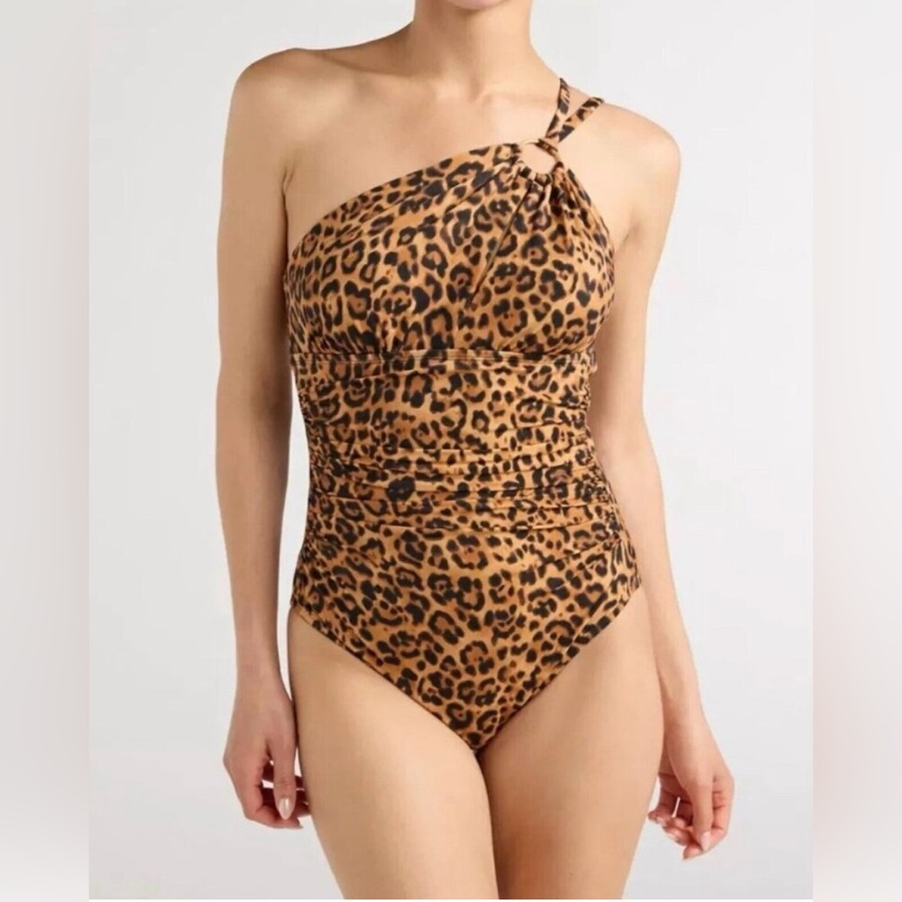 NWT Sofia by Sofia Vergara Chic Leopard Print One Piece Swimsuit